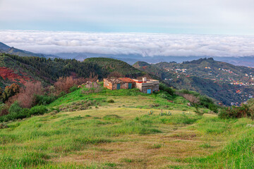 Fototapeta na wymiar Gran Canaria green mountains scenery