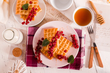 Waffles red currant and mint. - 616768742