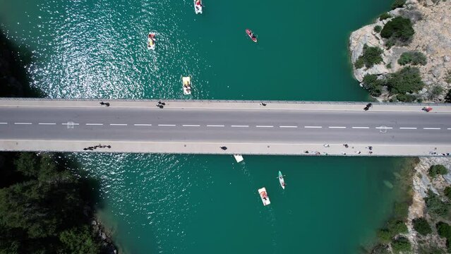 le pont du Galetas vue du ciel - lac de Sainte-Croix Verdon France	