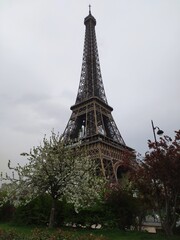Tour Eiffel , Paris