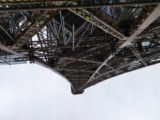 Tour Eiffel , Paris