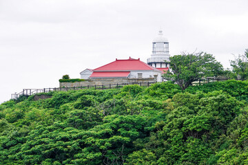 Fototapeta na wymiar 日本海に突き出した美保関灯台（島根県松江市）
