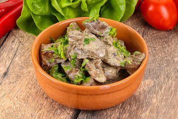 Chicken liver with cream sauce