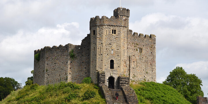Cardiff medieval 11th century Norman bailey stone castle