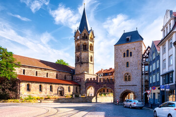 Eisenach city, Karlsplatz with Nikolai church and Nikolai gate. Nikolaitor und Nikolaikirche in...