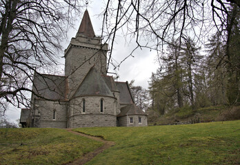 Fototapeta na wymiar Crathie Kirk Presbyterian Church in the Scottish village of Crathie
