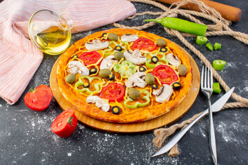 front view tasty mushroom pizza with red tomatoes green olives mushrooms with fresh tomatoes all over the light background pizza dough italian
