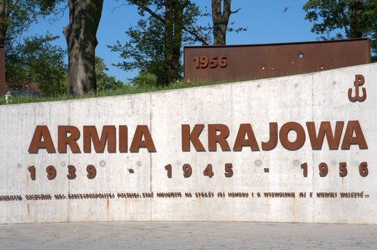 Pomnik Armii Krajowej w Lesznie Wlkp.