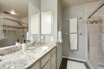 home bathroom 