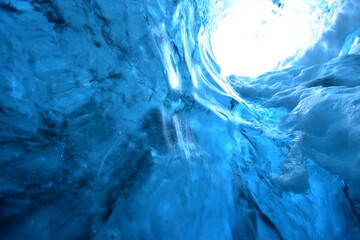 北欧・アイスランド、氷の洞窟の美しい氷