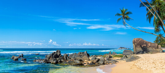 Obraz premium Dalawella Beach in Sri Lanka