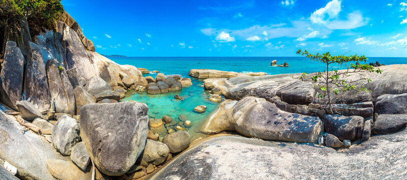 Hin Ta and Hin Yai Rocks