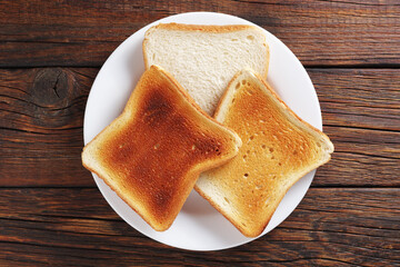 Toasted white bread