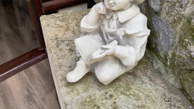 Old mounment from World War 2