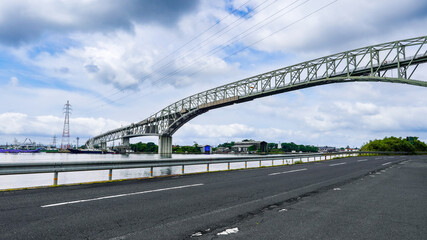 境水道に架かる境水道大橋（鳥取県境港市～島根県松江市）