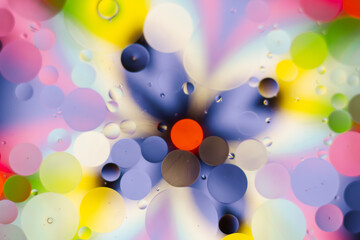 líquidos sobre colores