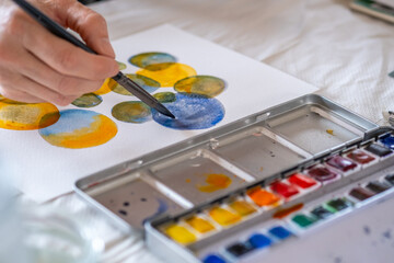 Naklejka premium watercolour studio painting coloured bubbles