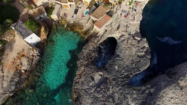 Mallorca - Cala s'Almunia Embarcadero a vista de drone