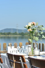 Dekoration-Hochzeit-Blumen-Natur-Tisch