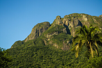 Visão das montanhas da serra de Curitiba no Paraná.