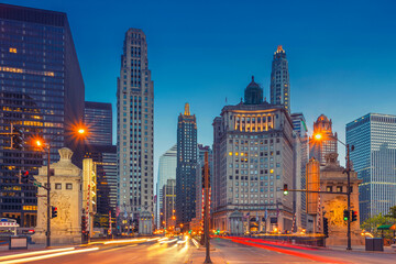 Fototapeta na wymiar Cityscape image of Chicago downtown with Michigan Avenue.