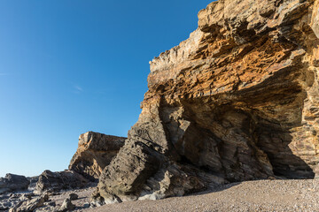 Fototapeta premium Small cliffs on la Pointe du Payre in the ouest coast of France in Vendee