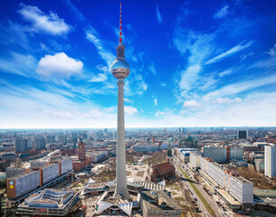 Fototapeta premium panoramic view of berlin skyline