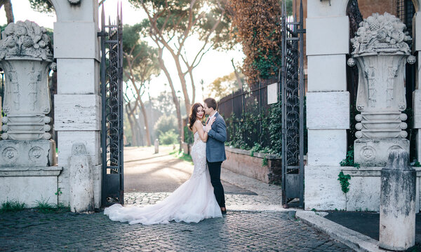 Fine art boho wedding walk in Rome italy park film photography