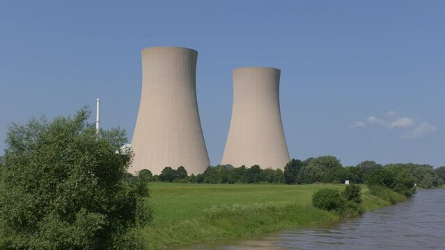 The decommissioned Grohnde nuclear power plant is located on the Weser River north of the district of Grohnde in the Lower Saxon municipality of Emmerthal in the district of Hameln-Pyrmont