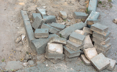 Laying paving slabs in the city