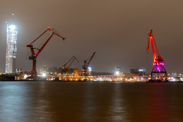 Obraz premium Harbor girders in the port of Gothenburg