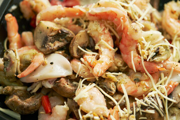 spaghetti with shrimp, seafood oil pasta	