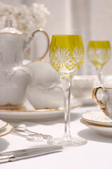 Antique tea set with 24 carat gold in perfect condition. Meissenfaktura Meissen.
