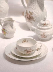 Antique tea set with perfect condition. Meissenfaktura Meissen