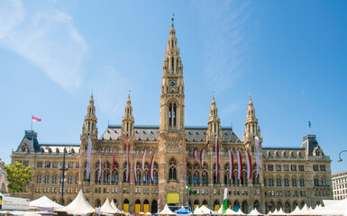 Obraz premium City hall of Vienna with a celebration in summer, Austria