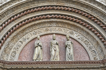 Perugia, il portale del Nobile Collegio del Cambio - Umbria