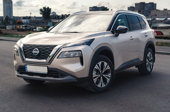 27.06.2023 - Kyiv, Ukraine: New Nissan X-Trail N-Connecta in baige color with black roof