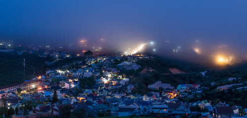Obraz premium Fog in Cau Dat tea hill, Da Lat city, Lam Dong province, Vietnam.