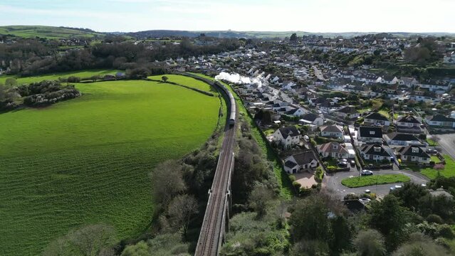 Broadsands, South Devon, England: Steam train on route to Kingswear