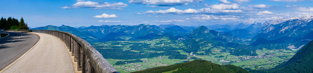 Panorama von der Rossfeld Panoramastraße mit Salzachtal, Salzburger Alpen, Dachstein, Tennengebirge - obrazy, fototapety, plakaty