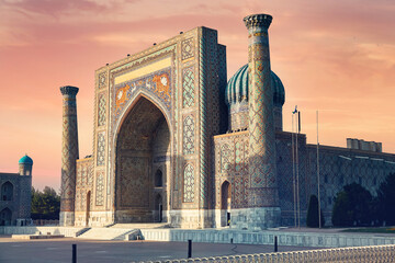 Minaret at Registan public square Samarkand, Uzbekistan