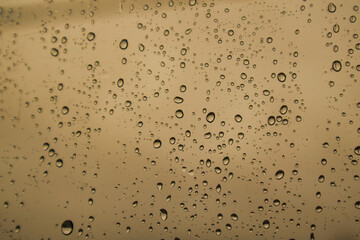 ガラスに付いた水滴のマクロ撮影