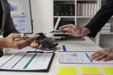 Business team meetings for collaborative meetings, discuss analytics, work with financial and project data, business strategy, marketing and export.