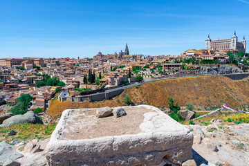 Toledo, una ciudad medieval europea, desde Castilla y la Mancha, España.