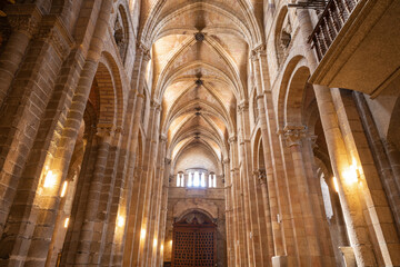 Fototapeta premium Basílica de San Vicente en la ciudad de Ávila, Castilla y León, España.