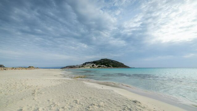 simos beach in Elafonisos greece