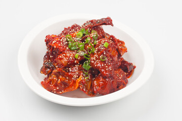 
A dish made by mixing trimmed crabs with a sauce made of red pepper powder, soy sauce, and sugar.
