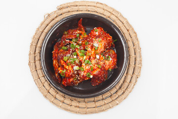 
A dish made by mixing trimmed crabs with a sauce made of red pepper powder, soy sauce, and sugar.