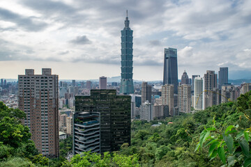Fototapeta premium Taipei Skyline - Taipei, Taiwan