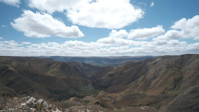 imagem em movimento da Serra da Canastra, Brasil